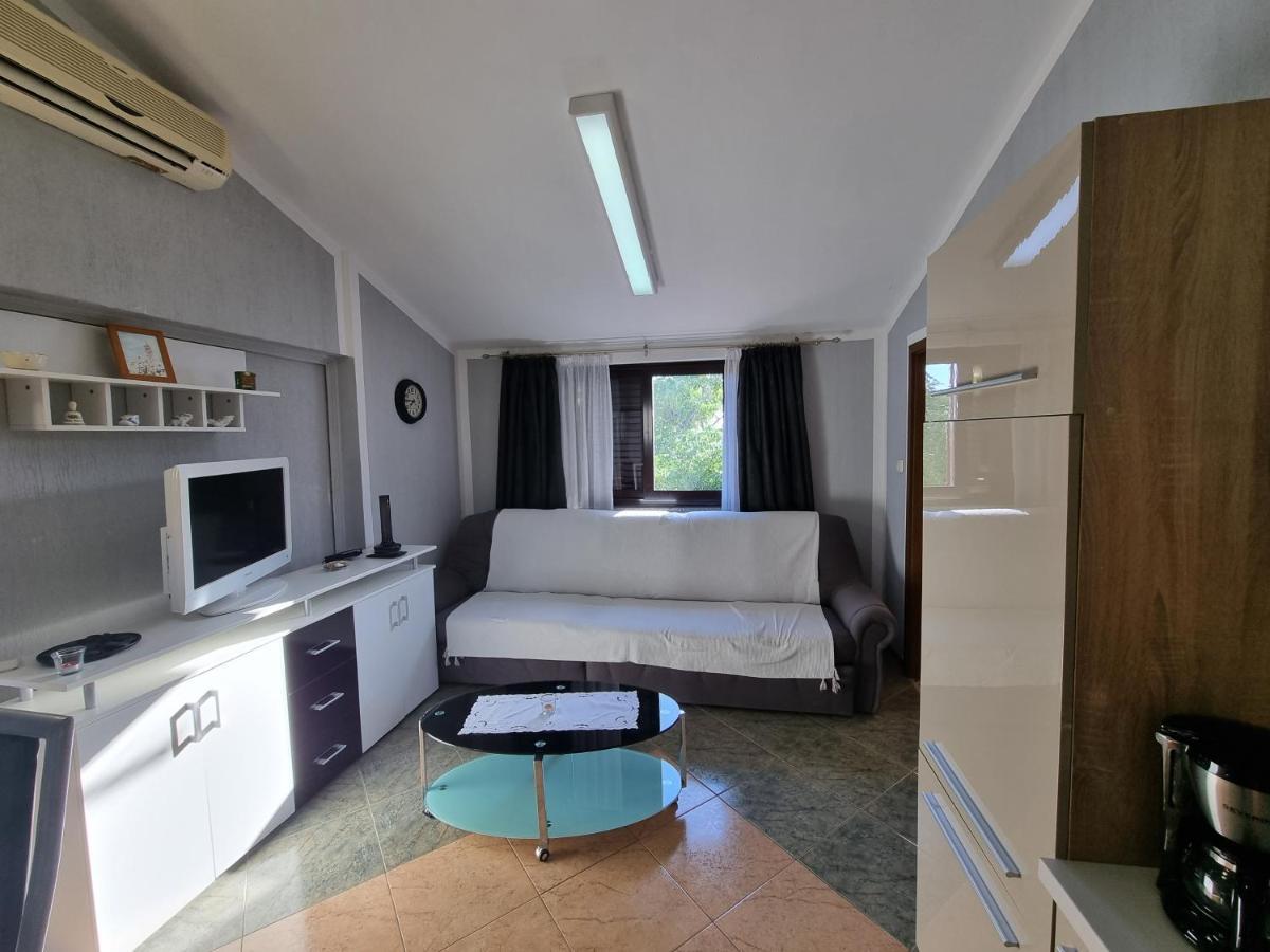 Apartment Grbac Barbat na Rabu エクステリア 写真