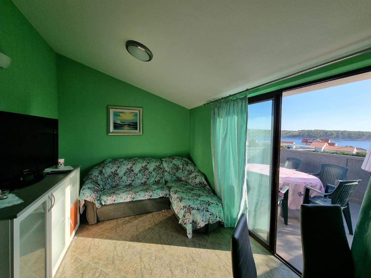 Apartment Grbac Barbat na Rabu エクステリア 写真