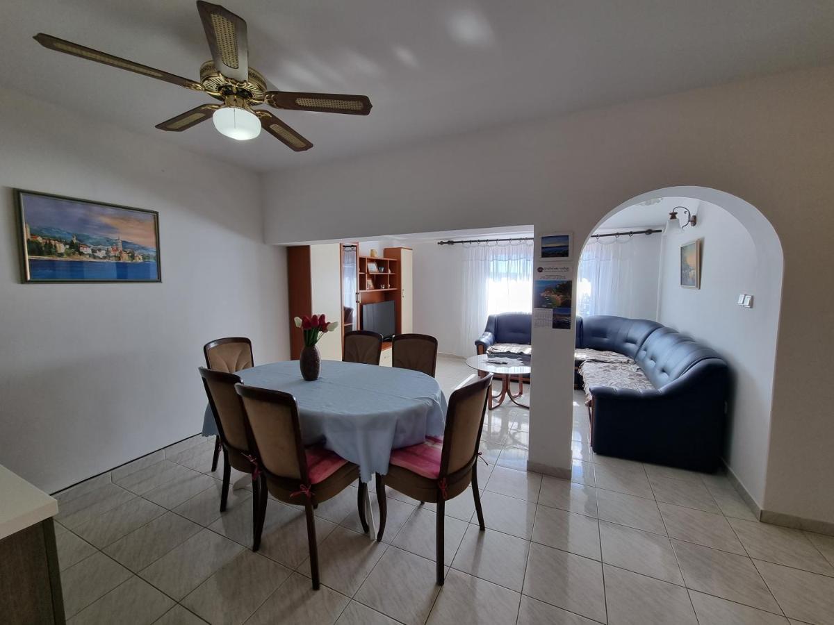 Apartment Grbac Barbat na Rabu エクステリア 写真